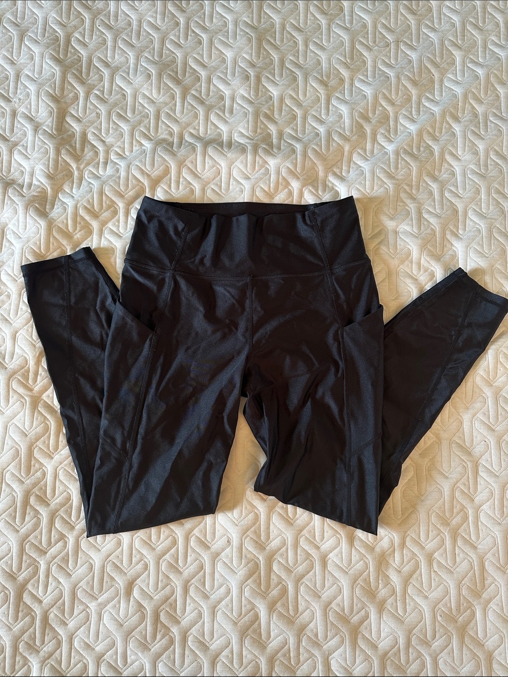 Fabletics Black High-Waist Oasis Shine Leggings